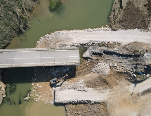 Castellammare del Golfo: Demolizione in corso del ponte sul fiume San Bartolomeo, il Comune ha già rilasciato il parere di conformità urbanistica per l’attraversamento provvisorio